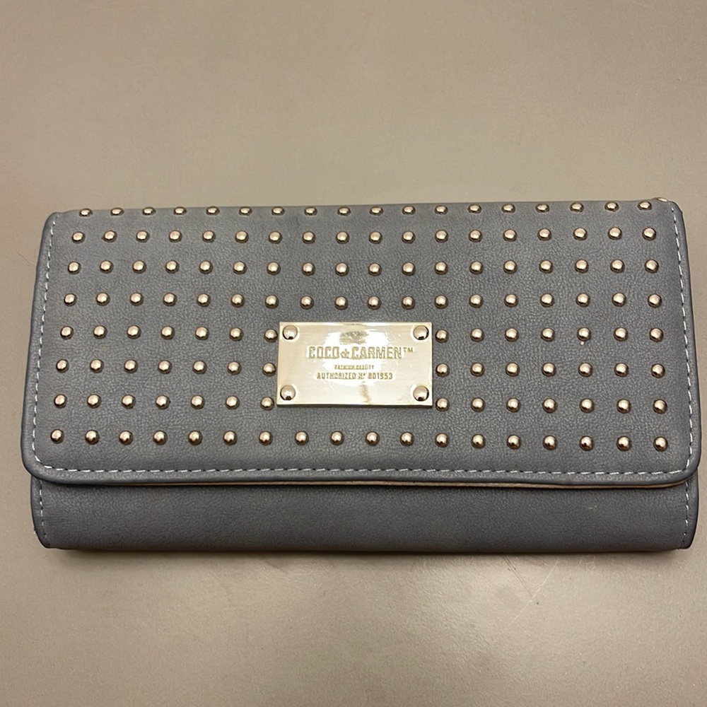 Leather wallet/shoulder bag